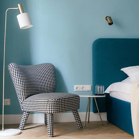 Apartment Miro French - Quiet Chic, Free Private Parking